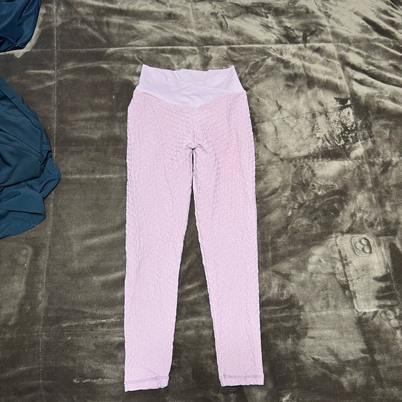 Woman’s size small Boom Booty leggings - Picture 3 of 7